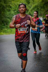 BIB: 1050
                            <button type="button" onclick="openModal(5790091)" class="btn btn-primary btn-sm float-right btn-popup" data-toggle="modal" data-target=".modal-high-quality">
                        <i class="fas fa-shopping-cart"></i> Add to Cart
                    </button>
                                            <button type="button" onclick="isThisMe(5790091, true)" class="btn btn-success btn-sm float-right btn-popup btn-isme hidden" data-toggle="tooltip" data-placement="bottom" title="นี่คือรูปของคุณใช่ไหม คลิกที่นี่เพื่อเอาเข้าอัลบั้ม">
                        <i class="fas fa-plus"></i> Add to album
                    </button>
                    <button type="button" onclick="isThisMe(5790091, false)" class="btn btn-warning btn-sm float-right btn-popup btn-isnotme hidden">
                        <i class="fas fa-ban"></i> Remove from album
                    </button>