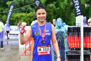 BIB: 5555
                            <button type="button" onclick="openModal(5740838)" class="btn btn-primary btn-sm float-right btn-popup" data-toggle="modal" data-target=".modal-high-quality">
                        <i class="fas fa-shopping-cart"></i> Add to Cart
                    </button>
                                            <button type="button" onclick="isThisMe(5740838, true)" class="btn btn-success btn-sm float-right btn-popup btn-isme hidden" data-toggle="tooltip" data-placement="bottom" title="นี่คือรูปของคุณใช่ไหม คลิกที่นี่เพื่อเอาเข้าอัลบั้ม">
                        <i class="fas fa-plus"></i> Add to album
                    </button>
                    <button type="button" onclick="isThisMe(5740838, false)" class="btn btn-warning btn-sm float-right btn-popup btn-isnotme hidden">
                        <i class="fas fa-ban"></i> Remove from album
                    </button>