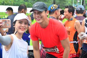 BIB: 85687, 
                            <button type="button" onclick="openModal(5727924)" class="btn btn-primary btn-sm float-right btn-popup" data-toggle="modal" data-target=".modal-high-quality">
                        <i class="fas fa-shopping-cart"></i> Add to Cart
                    </button>
                                            <button type="button" onclick="isThisMe(5727924, true)" class="btn btn-success btn-sm float-right btn-popup btn-isme hidden" data-toggle="tooltip" data-placement="bottom" title="นี่คือรูปของคุณใช่ไหม คลิกที่นี่เพื่อเอาเข้าอัลบั้ม">
                        <i class="fas fa-plus"></i> Add to album
                    </button>
                    <button type="button" onclick="isThisMe(5727924, false)" class="btn btn-warning btn-sm float-right btn-popup btn-isnotme hidden">
                        <i class="fas fa-ban"></i> Remove from album
                    </button>