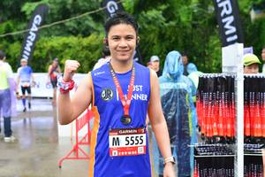 BIB: 5555
                            <button type="button" onclick="openModal(5740839)" class="btn btn-primary btn-sm float-right btn-popup" data-toggle="modal" data-target=".modal-high-quality">
                        <i class="fas fa-shopping-cart"></i> Add to Cart
                    </button>
                                            <button type="button" onclick="isThisMe(5740839, true)" class="btn btn-success btn-sm float-right btn-popup btn-isme hidden" data-toggle="tooltip" data-placement="bottom" title="นี่คือรูปของคุณใช่ไหม คลิกที่นี่เพื่อเอาเข้าอัลบั้ม">
                        <i class="fas fa-plus"></i> Add to album
                    </button>
                    <button type="button" onclick="isThisMe(5740839, false)" class="btn btn-warning btn-sm float-right btn-popup btn-isnotme hidden">
                        <i class="fas fa-ban"></i> Remove from album
                    </button>