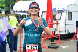 BIB: 6076
                            <button type="button" onclick="openModal(5587153)" class="btn btn-primary btn-sm float-right btn-popup" data-toggle="modal" data-target=".modal-high-quality">
                        <i class="fas fa-shopping-cart"></i> Add to Cart
                    </button>
                                            <button type="button" onclick="isThisMe(5587153, true)" class="btn btn-success btn-sm float-right btn-popup btn-isme hidden" data-toggle="tooltip" data-placement="bottom" title="นี่คือรูปของคุณใช่ไหม คลิกที่นี่เพื่อเอาเข้าอัลบั้ม">
                        <i class="fas fa-plus"></i> Add to album
                    </button>
                    <button type="button" onclick="isThisMe(5587153, false)" class="btn btn-warning btn-sm float-right btn-popup btn-isnotme hidden">
                        <i class="fas fa-ban"></i> Remove from album
                    </button>