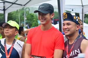 BIB: 
                            <button type="button" onclick="openModal(5727638)" class="btn btn-primary btn-sm float-right btn-popup" data-toggle="modal" data-target=".modal-high-quality">
                        <i class="fas fa-shopping-cart"></i> Add to Cart
                    </button>
                                            <button type="button" onclick="isThisMe(5727638, true)" class="btn btn-success btn-sm float-right btn-popup btn-isme hidden" data-toggle="tooltip" data-placement="bottom" title="นี่คือรูปของคุณใช่ไหม คลิกที่นี่เพื่อเอาเข้าอัลบั้ม">
                        <i class="fas fa-plus"></i> Add to album
                    </button>
                    <button type="button" onclick="isThisMe(5727638, false)" class="btn btn-warning btn-sm float-right btn-popup btn-isnotme hidden">
                        <i class="fas fa-ban"></i> Remove from album
                    </button>