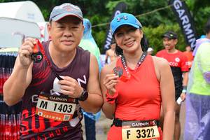 BIB: 1403, 3322
                            <button type="button" onclick="openModal(5733511)" class="btn btn-primary btn-sm float-right btn-popup" data-toggle="modal" data-target=".modal-high-quality">
                        <i class="fas fa-shopping-cart"></i> Add to Cart
                    </button>
                                            <button type="button" onclick="isThisMe(5733511, true)" class="btn btn-success btn-sm float-right btn-popup btn-isme hidden" data-toggle="tooltip" data-placement="bottom" title="นี่คือรูปของคุณใช่ไหม คลิกที่นี่เพื่อเอาเข้าอัลบั้ม">
                        <i class="fas fa-plus"></i> Add to album
                    </button>
                    <button type="button" onclick="isThisMe(5733511, false)" class="btn btn-warning btn-sm float-right btn-popup btn-isnotme hidden">
                        <i class="fas fa-ban"></i> Remove from album
                    </button>