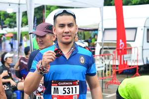 BIB: 5311, 244
                            <button type="button" onclick="openModal(5742686)" class="btn btn-primary btn-sm float-right btn-popup" data-toggle="modal" data-target=".modal-high-quality">
                        <i class="fas fa-shopping-cart"></i> Add to Cart
                    </button>
                                            <button type="button" onclick="isThisMe(5742686, true)" class="btn btn-success btn-sm float-right btn-popup btn-isme hidden" data-toggle="tooltip" data-placement="bottom" title="นี่คือรูปของคุณใช่ไหม คลิกที่นี่เพื่อเอาเข้าอัลบั้ม">
                        <i class="fas fa-plus"></i> Add to album
                    </button>
                    <button type="button" onclick="isThisMe(5742686, false)" class="btn btn-warning btn-sm float-right btn-popup btn-isnotme hidden">
                        <i class="fas fa-ban"></i> Remove from album
                    </button>