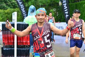 BIB: 1040, 604
                            <button type="button" onclick="openModal(5720103)" class="btn btn-primary btn-sm float-right btn-popup" data-toggle="modal" data-target=".modal-high-quality">
                        <i class="fas fa-shopping-cart"></i> Add to Cart
                    </button>
                                            <button type="button" onclick="isThisMe(5720103, true)" class="btn btn-success btn-sm float-right btn-popup btn-isme hidden" data-toggle="tooltip" data-placement="bottom" title="นี่คือรูปของคุณใช่ไหม คลิกที่นี่เพื่อเอาเข้าอัลบั้ม">
                        <i class="fas fa-plus"></i> Add to album
                    </button>
                    <button type="button" onclick="isThisMe(5720103, false)" class="btn btn-warning btn-sm float-right btn-popup btn-isnotme hidden">
                        <i class="fas fa-ban"></i> Remove from album
                    </button>