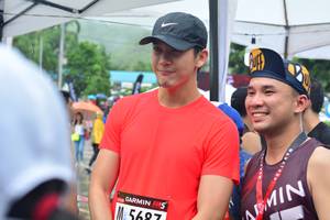 BIB: 5687
                            <button type="button" onclick="openModal(5727574)" class="btn btn-primary btn-sm float-right btn-popup" data-toggle="modal" data-target=".modal-high-quality">
                        <i class="fas fa-shopping-cart"></i> Add to Cart
                    </button>
                                            <button type="button" onclick="isThisMe(5727574, true)" class="btn btn-success btn-sm float-right btn-popup btn-isme hidden" data-toggle="tooltip" data-placement="bottom" title="นี่คือรูปของคุณใช่ไหม คลิกที่นี่เพื่อเอาเข้าอัลบั้ม">
                        <i class="fas fa-plus"></i> Add to album
                    </button>
                    <button type="button" onclick="isThisMe(5727574, false)" class="btn btn-warning btn-sm float-right btn-popup btn-isnotme hidden">
                        <i class="fas fa-ban"></i> Remove from album
                    </button>