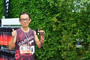 BIB: 142
                            <button type="button" onclick="openModal(5584946)" class="btn btn-primary btn-sm float-right btn-popup" data-toggle="modal" data-target=".modal-high-quality">
                        <i class="fas fa-shopping-cart"></i> Add to Cart
                    </button>
                                            <button type="button" onclick="isThisMe(5584946, true)" class="btn btn-success btn-sm float-right btn-popup btn-isme hidden" data-toggle="tooltip" data-placement="bottom" title="นี่คือรูปของคุณใช่ไหม คลิกที่นี่เพื่อเอาเข้าอัลบั้ม">
                        <i class="fas fa-plus"></i> Add to album
                    </button>
                    <button type="button" onclick="isThisMe(5584946, false)" class="btn btn-warning btn-sm float-right btn-popup btn-isnotme hidden">
                        <i class="fas fa-ban"></i> Remove from album
                    </button>