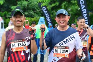 BIB: 1363, 1359, 3119
                            <button type="button" onclick="openModal(5742459)" class="btn btn-primary btn-sm float-right btn-popup" data-toggle="modal" data-target=".modal-high-quality">
                        <i class="fas fa-shopping-cart"></i> Add to Cart
                    </button>
                                            <button type="button" onclick="isThisMe(5742459, true)" class="btn btn-success btn-sm float-right btn-popup btn-isme hidden" data-toggle="tooltip" data-placement="bottom" title="นี่คือรูปของคุณใช่ไหม คลิกที่นี่เพื่อเอาเข้าอัลบั้ม">
                        <i class="fas fa-plus"></i> Add to album
                    </button>
                    <button type="button" onclick="isThisMe(5742459, false)" class="btn btn-warning btn-sm float-right btn-popup btn-isnotme hidden">
                        <i class="fas fa-ban"></i> Remove from album
                    </button>