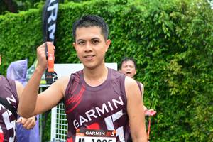 BIB: 100
                            <button type="button" onclick="openModal(5719720)" class="btn btn-primary btn-sm float-right btn-popup" data-toggle="modal" data-target=".modal-high-quality">
                        <i class="fas fa-shopping-cart"></i> Add to Cart
                    </button>
                                            <button type="button" onclick="isThisMe(5719720, true)" class="btn btn-success btn-sm float-right btn-popup btn-isme hidden" data-toggle="tooltip" data-placement="bottom" title="นี่คือรูปของคุณใช่ไหม คลิกที่นี่เพื่อเอาเข้าอัลบั้ม">
                        <i class="fas fa-plus"></i> Add to album
                    </button>
                    <button type="button" onclick="isThisMe(5719720, false)" class="btn btn-warning btn-sm float-right btn-popup btn-isnotme hidden">
                        <i class="fas fa-ban"></i> Remove from album
                    </button>