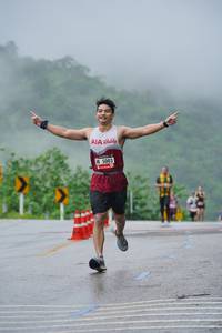 BIB: 5003
                            <button type="button" onclick="openModal(5588288)" class="btn btn-primary btn-sm float-right btn-popup" data-toggle="modal" data-target=".modal-high-quality">
                        <i class="fas fa-shopping-cart"></i> Add to Cart
                    </button>
                                            <button type="button" onclick="isThisMe(5588288, true)" class="btn btn-success btn-sm float-right btn-popup btn-isme hidden" data-toggle="tooltip" data-placement="bottom" title="นี่คือรูปของคุณใช่ไหม คลิกที่นี่เพื่อเอาเข้าอัลบั้ม">
                        <i class="fas fa-plus"></i> Add to album
                    </button>
                    <button type="button" onclick="isThisMe(5588288, false)" class="btn btn-warning btn-sm float-right btn-popup btn-isnotme hidden">
                        <i class="fas fa-ban"></i> Remove from album
                    </button>