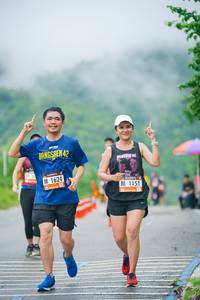 BIB: 1624, 1151
                            <button type="button" onclick="openModal(5802745)" class="btn btn-primary btn-sm float-right btn-popup" data-toggle="modal" data-target=".modal-high-quality">
                        <i class="fas fa-shopping-cart"></i> Add to Cart
                    </button>
                                            <button type="button" onclick="isThisMe(5802745, true)" class="btn btn-success btn-sm float-right btn-popup btn-isme hidden" data-toggle="tooltip" data-placement="bottom" title="นี่คือรูปของคุณใช่ไหม คลิกที่นี่เพื่อเอาเข้าอัลบั้ม">
                        <i class="fas fa-plus"></i> Add to album
                    </button>
                    <button type="button" onclick="isThisMe(5802745, false)" class="btn btn-warning btn-sm float-right btn-popup btn-isnotme hidden">
                        <i class="fas fa-ban"></i> Remove from album
                    </button>