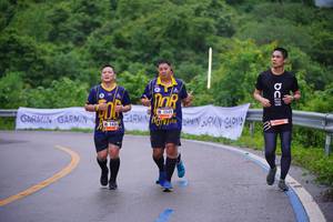 BIB: 1549, 1434
                            <button type="button" onclick="openModal(5715004)" class="btn btn-primary btn-sm float-right btn-popup" data-toggle="modal" data-target=".modal-high-quality">
                        <i class="fas fa-shopping-cart"></i> Add to Cart
                    </button>
                                            <button type="button" onclick="isThisMe(5715004, true)" class="btn btn-success btn-sm float-right btn-popup btn-isme hidden" data-toggle="tooltip" data-placement="bottom" title="นี่คือรูปของคุณใช่ไหม คลิกที่นี่เพื่อเอาเข้าอัลบั้ม">
                        <i class="fas fa-plus"></i> Add to album
                    </button>
                    <button type="button" onclick="isThisMe(5715004, false)" class="btn btn-warning btn-sm float-right btn-popup btn-isnotme hidden">
                        <i class="fas fa-ban"></i> Remove from album
                    </button>