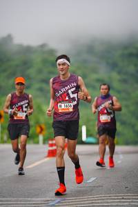 BIB: 1773, 1656
                            <button type="button" onclick="openModal(5721182)" class="btn btn-primary btn-sm float-right btn-popup" data-toggle="modal" data-target=".modal-high-quality">
                        <i class="fas fa-shopping-cart"></i> Add to Cart
                    </button>
                                            <button type="button" onclick="isThisMe(5721182, true)" class="btn btn-success btn-sm float-right btn-popup btn-isme hidden" data-toggle="tooltip" data-placement="bottom" title="นี่คือรูปของคุณใช่ไหม คลิกที่นี่เพื่อเอาเข้าอัลบั้ม">
                        <i class="fas fa-plus"></i> Add to album
                    </button>
                    <button type="button" onclick="isThisMe(5721182, false)" class="btn btn-warning btn-sm float-right btn-popup btn-isnotme hidden">
                        <i class="fas fa-ban"></i> Remove from album
                    </button>