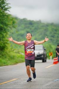 BIB: 1552
                            <button type="button" onclick="openModal(5728290)" class="btn btn-primary btn-sm float-right btn-popup" data-toggle="modal" data-target=".modal-high-quality">
                        <i class="fas fa-shopping-cart"></i> Add to Cart
                    </button>
                                            <button type="button" onclick="isThisMe(5728290, true)" class="btn btn-success btn-sm float-right btn-popup btn-isme hidden" data-toggle="tooltip" data-placement="bottom" title="นี่คือรูปของคุณใช่ไหม คลิกที่นี่เพื่อเอาเข้าอัลบั้ม">
                        <i class="fas fa-plus"></i> Add to album
                    </button>
                    <button type="button" onclick="isThisMe(5728290, false)" class="btn btn-warning btn-sm float-right btn-popup btn-isnotme hidden">
                        <i class="fas fa-ban"></i> Remove from album
                    </button>