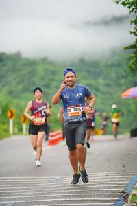 BIB: 1475
                            <button type="button" onclick="openModal(5727179)" class="btn btn-primary btn-sm float-right btn-popup" data-toggle="modal" data-target=".modal-high-quality">
                        <i class="fas fa-shopping-cart"></i> Add to Cart
                    </button>
                                            <button type="button" onclick="isThisMe(5727179, true)" class="btn btn-success btn-sm float-right btn-popup btn-isme hidden" data-toggle="tooltip" data-placement="bottom" title="นี่คือรูปของคุณใช่ไหม คลิกที่นี่เพื่อเอาเข้าอัลบั้ม">
                        <i class="fas fa-plus"></i> Add to album
                    </button>
                    <button type="button" onclick="isThisMe(5727179, false)" class="btn btn-warning btn-sm float-right btn-popup btn-isnotme hidden">
                        <i class="fas fa-ban"></i> Remove from album
                    </button>