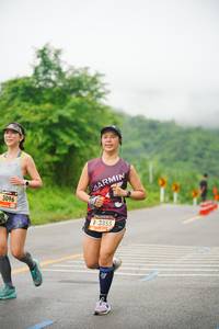 BIB: 3096, 3355
                            <button type="button" onclick="openModal(5728526)" class="btn btn-primary btn-sm float-right btn-popup" data-toggle="modal" data-target=".modal-high-quality">
                        <i class="fas fa-shopping-cart"></i> Add to Cart
                    </button>
                                            <button type="button" onclick="isThisMe(5728526, true)" class="btn btn-success btn-sm float-right btn-popup btn-isme hidden" data-toggle="tooltip" data-placement="bottom" title="นี่คือรูปของคุณใช่ไหม คลิกที่นี่เพื่อเอาเข้าอัลบั้ม">
                        <i class="fas fa-plus"></i> Add to album
                    </button>
                    <button type="button" onclick="isThisMe(5728526, false)" class="btn btn-warning btn-sm float-right btn-popup btn-isnotme hidden">
                        <i class="fas fa-ban"></i> Remove from album
                    </button>