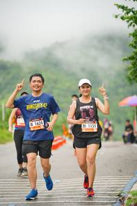 BIB: 1624, 1151
                            <button type="button" onclick="openModal(5587443)" class="btn btn-primary btn-sm float-right btn-popup" data-toggle="modal" data-target=".modal-high-quality">
                        <i class="fas fa-shopping-cart"></i> Add to Cart
                    </button>
                                            <button type="button" onclick="isThisMe(5587443, true)" class="btn btn-success btn-sm float-right btn-popup btn-isme hidden" data-toggle="tooltip" data-placement="bottom" title="นี่คือรูปของคุณใช่ไหม คลิกที่นี่เพื่อเอาเข้าอัลบั้ม">
                        <i class="fas fa-plus"></i> Add to album
                    </button>
                    <button type="button" onclick="isThisMe(5587443, false)" class="btn btn-warning btn-sm float-right btn-popup btn-isnotme hidden">
                        <i class="fas fa-ban"></i> Remove from album
                    </button>