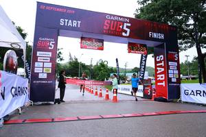 BIB: 2019, 822520
                            <button type="button" onclick="openModal(5858366)" class="btn btn-primary btn-sm float-right btn-popup" data-toggle="modal" data-target=".modal-high-quality">
                        <i class="fas fa-shopping-cart"></i> Add to Cart
                    </button>
                                            <button type="button" onclick="isThisMe(5858366, true)" class="btn btn-success btn-sm float-right btn-popup btn-isme hidden" data-toggle="tooltip" data-placement="bottom" title="นี่คือรูปของคุณใช่ไหม คลิกที่นี่เพื่อเอาเข้าอัลบั้ม">
                        <i class="fas fa-plus"></i> Add to album
                    </button>
                    <button type="button" onclick="isThisMe(5858366, false)" class="btn btn-warning btn-sm float-right btn-popup btn-isnotme hidden">
                        <i class="fas fa-ban"></i> Remove from album
                    </button>