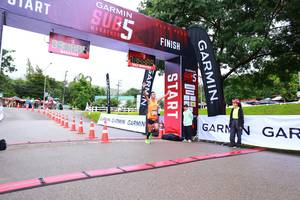 BIB: 1886, 9888
                            <button type="button" onclick="openModal(5858519)" class="btn btn-primary btn-sm float-right btn-popup" data-toggle="modal" data-target=".modal-high-quality">
                        <i class="fas fa-shopping-cart"></i> Add to Cart
                    </button>
                                            <button type="button" onclick="isThisMe(5858519, true)" class="btn btn-success btn-sm float-right btn-popup btn-isme hidden" data-toggle="tooltip" data-placement="bottom" title="นี่คือรูปของคุณใช่ไหม คลิกที่นี่เพื่อเอาเข้าอัลบั้ม">
                        <i class="fas fa-plus"></i> Add to album
                    </button>
                    <button type="button" onclick="isThisMe(5858519, false)" class="btn btn-warning btn-sm float-right btn-popup btn-isnotme hidden">
                        <i class="fas fa-ban"></i> Remove from album
                    </button>