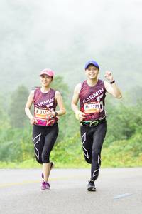 BIB: 313, 1279
                            <button type="button" onclick="openModal(5692266)" class="btn btn-primary btn-sm float-right btn-popup" data-toggle="modal" data-target=".modal-high-quality">
                        <i class="fas fa-shopping-cart"></i> Add to Cart
                    </button>
                                            <button type="button" onclick="isThisMe(5692266, true)" class="btn btn-success btn-sm float-right btn-popup btn-isme hidden" data-toggle="tooltip" data-placement="bottom" title="นี่คือรูปของคุณใช่ไหม คลิกที่นี่เพื่อเอาเข้าอัลบั้ม">
                        <i class="fas fa-plus"></i> Add to album
                    </button>
                    <button type="button" onclick="isThisMe(5692266, false)" class="btn btn-warning btn-sm float-right btn-popup btn-isnotme hidden">
                        <i class="fas fa-ban"></i> Remove from album
                    </button>