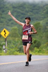 BIB: 3400
                            <button type="button" onclick="openModal(5582915)" class="btn btn-primary btn-sm float-right btn-popup" data-toggle="modal" data-target=".modal-high-quality">
                        <i class="fas fa-shopping-cart"></i> Add to Cart
                    </button>
                                            <button type="button" onclick="isThisMe(5582915, true)" class="btn btn-success btn-sm float-right btn-popup btn-isme hidden" data-toggle="tooltip" data-placement="bottom" title="นี่คือรูปของคุณใช่ไหม คลิกที่นี่เพื่อเอาเข้าอัลบั้ม">
                        <i class="fas fa-plus"></i> Add to album
                    </button>
                    <button type="button" onclick="isThisMe(5582915, false)" class="btn btn-warning btn-sm float-right btn-popup btn-isnotme hidden">
                        <i class="fas fa-ban"></i> Remove from album
                    </button>