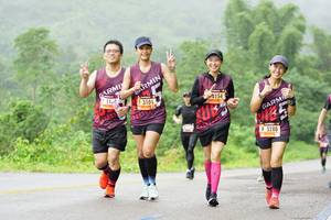 BIB: 3104, 8154, 3280
                            <button type="button" onclick="openModal(5616827)" class="btn btn-primary btn-sm float-right btn-popup" data-toggle="modal" data-target=".modal-high-quality">
                        <i class="fas fa-shopping-cart"></i> Add to Cart
                    </button>
                                            <button type="button" onclick="isThisMe(5616827, true)" class="btn btn-success btn-sm float-right btn-popup btn-isme hidden" data-toggle="tooltip" data-placement="bottom" title="นี่คือรูปของคุณใช่ไหม คลิกที่นี่เพื่อเอาเข้าอัลบั้ม">
                        <i class="fas fa-plus"></i> Add to album
                    </button>
                    <button type="button" onclick="isThisMe(5616827, false)" class="btn btn-warning btn-sm float-right btn-popup btn-isnotme hidden">
                        <i class="fas fa-ban"></i> Remove from album
                    </button>