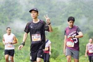 BIB: 1430, 1439
                            <button type="button" onclick="openModal(5606016)" class="btn btn-primary btn-sm float-right btn-popup" data-toggle="modal" data-target=".modal-high-quality">
                        <i class="fas fa-shopping-cart"></i> Add to Cart
                    </button>
                                            <button type="button" onclick="isThisMe(5606016, true)" class="btn btn-success btn-sm float-right btn-popup btn-isme hidden" data-toggle="tooltip" data-placement="bottom" title="นี่คือรูปของคุณใช่ไหม คลิกที่นี่เพื่อเอาเข้าอัลบั้ม">
                        <i class="fas fa-plus"></i> Add to album
                    </button>
                    <button type="button" onclick="isThisMe(5606016, false)" class="btn btn-warning btn-sm float-right btn-popup btn-isnotme hidden">
                        <i class="fas fa-ban"></i> Remove from album
                    </button>