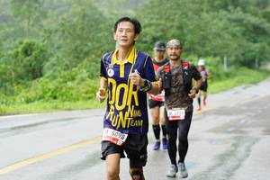 BIB: 5834, 5098
                            <button type="button" onclick="openModal(5715832)" class="btn btn-primary btn-sm float-right btn-popup" data-toggle="modal" data-target=".modal-high-quality">
                        <i class="fas fa-shopping-cart"></i> Add to Cart
                    </button>
                                            <button type="button" onclick="isThisMe(5715832, true)" class="btn btn-success btn-sm float-right btn-popup btn-isme hidden" data-toggle="tooltip" data-placement="bottom" title="นี่คือรูปของคุณใช่ไหม คลิกที่นี่เพื่อเอาเข้าอัลบั้ม">
                        <i class="fas fa-plus"></i> Add to album
                    </button>
                    <button type="button" onclick="isThisMe(5715832, false)" class="btn btn-warning btn-sm float-right btn-popup btn-isnotme hidden">
                        <i class="fas fa-ban"></i> Remove from album
                    </button>