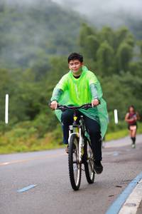 BIB: 
                            <button type="button" onclick="openModal(5581602)" class="btn btn-primary btn-sm float-right btn-popup" data-toggle="modal" data-target=".modal-high-quality">
                        <i class="fas fa-shopping-cart"></i> Add to Cart
                    </button>
                                            <button type="button" onclick="isThisMe(5581602, true)" class="btn btn-success btn-sm float-right btn-popup btn-isme hidden" data-toggle="tooltip" data-placement="bottom" title="นี่คือรูปของคุณใช่ไหม คลิกที่นี่เพื่อเอาเข้าอัลบั้ม">
                        <i class="fas fa-plus"></i> Add to album
                    </button>
                    <button type="button" onclick="isThisMe(5581602, false)" class="btn btn-warning btn-sm float-right btn-popup btn-isnotme hidden">
                        <i class="fas fa-ban"></i> Remove from album
                    </button>