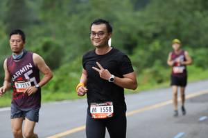 BIB: 1215, 1558
                            <button type="button" onclick="openModal(5583201)" class="btn btn-primary btn-sm float-right btn-popup" data-toggle="modal" data-target=".modal-high-quality">
                        <i class="fas fa-shopping-cart"></i> Add to Cart
                    </button>
                                            <button type="button" onclick="isThisMe(5583201, true)" class="btn btn-success btn-sm float-right btn-popup btn-isme hidden" data-toggle="tooltip" data-placement="bottom" title="นี่คือรูปของคุณใช่ไหม คลิกที่นี่เพื่อเอาเข้าอัลบั้ม">
                        <i class="fas fa-plus"></i> Add to album
                    </button>
                    <button type="button" onclick="isThisMe(5583201, false)" class="btn btn-warning btn-sm float-right btn-popup btn-isnotme hidden">
                        <i class="fas fa-ban"></i> Remove from album
                    </button>