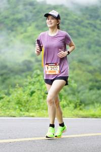 BIB: 3422
                            <button type="button" onclick="openModal(5603784)" class="btn btn-primary btn-sm float-right btn-popup" data-toggle="modal" data-target=".modal-high-quality">
                        <i class="fas fa-shopping-cart"></i> Add to Cart
                    </button>
                                            <button type="button" onclick="isThisMe(5603784, true)" class="btn btn-success btn-sm float-right btn-popup btn-isme hidden" data-toggle="tooltip" data-placement="bottom" title="นี่คือรูปของคุณใช่ไหม คลิกที่นี่เพื่อเอาเข้าอัลบั้ม">
                        <i class="fas fa-plus"></i> Add to album
                    </button>
                    <button type="button" onclick="isThisMe(5603784, false)" class="btn btn-warning btn-sm float-right btn-popup btn-isnotme hidden">
                        <i class="fas fa-ban"></i> Remove from album
                    </button>