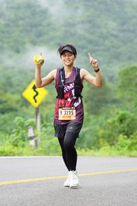 BIB: 3215
                            <button type="button" onclick="openModal(5606635)" class="btn btn-primary btn-sm float-right btn-popup" data-toggle="modal" data-target=".modal-high-quality">
                        <i class="fas fa-shopping-cart"></i> Add to Cart
                    </button>
                                            <button type="button" onclick="isThisMe(5606635, true)" class="btn btn-success btn-sm float-right btn-popup btn-isme hidden" data-toggle="tooltip" data-placement="bottom" title="นี่คือรูปของคุณใช่ไหม คลิกที่นี่เพื่อเอาเข้าอัลบั้ม">
                        <i class="fas fa-plus"></i> Add to album
                    </button>
                    <button type="button" onclick="isThisMe(5606635, false)" class="btn btn-warning btn-sm float-right btn-popup btn-isnotme hidden">
                        <i class="fas fa-ban"></i> Remove from album
                    </button>