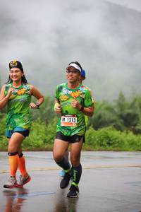 BIB: 1313
                            <button type="button" onclick="openModal(5526215)" class="btn btn-primary btn-sm float-right btn-popup" data-toggle="modal" data-target=".modal-high-quality">
                        <i class="fas fa-shopping-cart"></i> Add to Cart
                    </button>
                                            <button type="button" onclick="isThisMe(5526215, true)" class="btn btn-success btn-sm float-right btn-popup btn-isme hidden" data-toggle="tooltip" data-placement="bottom" title="นี่คือรูปของคุณใช่ไหม คลิกที่นี่เพื่อเอาเข้าอัลบั้ม">
                        <i class="fas fa-plus"></i> Add to album
                    </button>
                    <button type="button" onclick="isThisMe(5526215, false)" class="btn btn-warning btn-sm float-right btn-popup btn-isnotme hidden">
                        <i class="fas fa-ban"></i> Remove from album
                    </button>