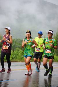 BIB: 3232, 5747, 1313
                            <button type="button" onclick="openModal(5526226)" class="btn btn-primary btn-sm float-right btn-popup" data-toggle="modal" data-target=".modal-high-quality">
                        <i class="fas fa-shopping-cart"></i> Add to Cart
                    </button>
                                            <button type="button" onclick="isThisMe(5526226, true)" class="btn btn-success btn-sm float-right btn-popup btn-isme hidden" data-toggle="tooltip" data-placement="bottom" title="นี่คือรูปของคุณใช่ไหม คลิกที่นี่เพื่อเอาเข้าอัลบั้ม">
                        <i class="fas fa-plus"></i> Add to album
                    </button>
                    <button type="button" onclick="isThisMe(5526226, false)" class="btn btn-warning btn-sm float-right btn-popup btn-isnotme hidden">
                        <i class="fas fa-ban"></i> Remove from album
                    </button>