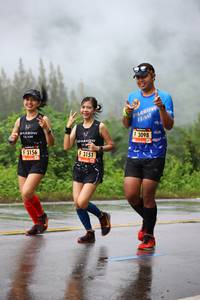 BIB: 3098, 3156, 3151
                            <button type="button" onclick="openModal(5553999)" class="btn btn-primary btn-sm float-right btn-popup" data-toggle="modal" data-target=".modal-high-quality">
                        <i class="fas fa-shopping-cart"></i> Add to Cart
                    </button>
                                            <button type="button" onclick="isThisMe(5553999, true)" class="btn btn-success btn-sm float-right btn-popup btn-isme hidden" data-toggle="tooltip" data-placement="bottom" title="นี่คือรูปของคุณใช่ไหม คลิกที่นี่เพื่อเอาเข้าอัลบั้ม">
                        <i class="fas fa-plus"></i> Add to album
                    </button>
                    <button type="button" onclick="isThisMe(5553999, false)" class="btn btn-warning btn-sm float-right btn-popup btn-isnotme hidden">
                        <i class="fas fa-ban"></i> Remove from album
                    </button>