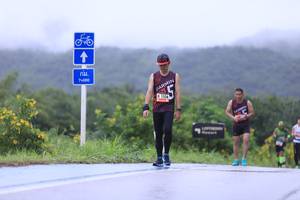 BIB: 7000, 1556
                            <button type="button" onclick="openModal(5641692)" class="btn btn-primary btn-sm float-right btn-popup" data-toggle="modal" data-target=".modal-high-quality">
                        <i class="fas fa-shopping-cart"></i> Add to Cart
                    </button>
                                            <button type="button" onclick="isThisMe(5641692, true)" class="btn btn-success btn-sm float-right btn-popup btn-isme hidden" data-toggle="tooltip" data-placement="bottom" title="นี่คือรูปของคุณใช่ไหม คลิกที่นี่เพื่อเอาเข้าอัลบั้ม">
                        <i class="fas fa-plus"></i> Add to album
                    </button>
                    <button type="button" onclick="isThisMe(5641692, false)" class="btn btn-warning btn-sm float-right btn-popup btn-isnotme hidden">
                        <i class="fas fa-ban"></i> Remove from album
                    </button>