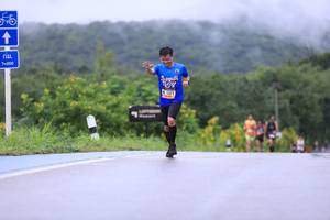 BIB: 7000, 1371, 
                            <button type="button" onclick="openModal(5607975)" class="btn btn-primary btn-sm float-right btn-popup" data-toggle="modal" data-target=".modal-high-quality">
                        <i class="fas fa-shopping-cart"></i> Add to Cart
                    </button>
                                            <button type="button" onclick="isThisMe(5607975, true)" class="btn btn-success btn-sm float-right btn-popup btn-isme hidden" data-toggle="tooltip" data-placement="bottom" title="นี่คือรูปของคุณใช่ไหม คลิกที่นี่เพื่อเอาเข้าอัลบั้ม">
                        <i class="fas fa-plus"></i> Add to album
                    </button>
                    <button type="button" onclick="isThisMe(5607975, false)" class="btn btn-warning btn-sm float-right btn-popup btn-isnotme hidden">
                        <i class="fas fa-ban"></i> Remove from album
                    </button>