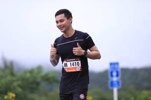 BIB: 1410
                            <button type="button" onclick="openModal(5608663)" class="btn btn-primary btn-sm float-right btn-popup" data-toggle="modal" data-target=".modal-high-quality">
                        <i class="fas fa-shopping-cart"></i> Add to Cart
                    </button>
                                            <button type="button" onclick="isThisMe(5608663, true)" class="btn btn-success btn-sm float-right btn-popup btn-isme hidden" data-toggle="tooltip" data-placement="bottom" title="นี่คือรูปของคุณใช่ไหม คลิกที่นี่เพื่อเอาเข้าอัลบั้ม">
                        <i class="fas fa-plus"></i> Add to album
                    </button>
                    <button type="button" onclick="isThisMe(5608663, false)" class="btn btn-warning btn-sm float-right btn-popup btn-isnotme hidden">
                        <i class="fas fa-ban"></i> Remove from album
                    </button>