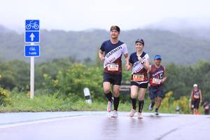 BIB: 7000, 1176, 3165
                            <button type="button" onclick="openModal(5620772)" class="btn btn-primary btn-sm float-right btn-popup" data-toggle="modal" data-target=".modal-high-quality">
                        <i class="fas fa-shopping-cart"></i> Add to Cart
                    </button>
                                            <button type="button" onclick="isThisMe(5620772, true)" class="btn btn-success btn-sm float-right btn-popup btn-isme hidden" data-toggle="tooltip" data-placement="bottom" title="นี่คือรูปของคุณใช่ไหม คลิกที่นี่เพื่อเอาเข้าอัลบั้ม">
                        <i class="fas fa-plus"></i> Add to album
                    </button>
                    <button type="button" onclick="isThisMe(5620772, false)" class="btn btn-warning btn-sm float-right btn-popup btn-isnotme hidden">
                        <i class="fas fa-ban"></i> Remove from album
                    </button>