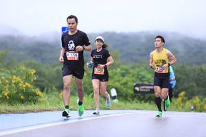 BIB: 1726, 3435
                            <button type="button" onclick="openModal(5606545)" class="btn btn-primary btn-sm float-right btn-popup" data-toggle="modal" data-target=".modal-high-quality">
                        <i class="fas fa-shopping-cart"></i> Add to Cart
                    </button>
                                            <button type="button" onclick="isThisMe(5606545, true)" class="btn btn-success btn-sm float-right btn-popup btn-isme hidden" data-toggle="tooltip" data-placement="bottom" title="นี่คือรูปของคุณใช่ไหม คลิกที่นี่เพื่อเอาเข้าอัลบั้ม">
                        <i class="fas fa-plus"></i> Add to album
                    </button>
                    <button type="button" onclick="isThisMe(5606545, false)" class="btn btn-warning btn-sm float-right btn-popup btn-isnotme hidden">
                        <i class="fas fa-ban"></i> Remove from album
                    </button>