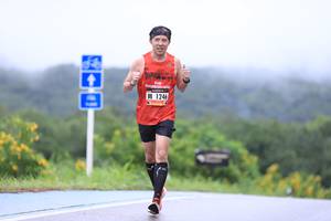 BIB: 1246
                            <button type="button" onclick="openModal(5607715)" class="btn btn-primary btn-sm float-right btn-popup" data-toggle="modal" data-target=".modal-high-quality">
                        <i class="fas fa-shopping-cart"></i> Add to Cart
                    </button>
                                            <button type="button" onclick="isThisMe(5607715, true)" class="btn btn-success btn-sm float-right btn-popup btn-isme hidden" data-toggle="tooltip" data-placement="bottom" title="นี่คือรูปของคุณใช่ไหม คลิกที่นี่เพื่อเอาเข้าอัลบั้ม">
                        <i class="fas fa-plus"></i> Add to album
                    </button>
                    <button type="button" onclick="isThisMe(5607715, false)" class="btn btn-warning btn-sm float-right btn-popup btn-isnotme hidden">
                        <i class="fas fa-ban"></i> Remove from album
                    </button>