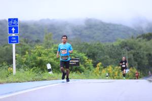 BIB: 7000, 1320
                            <button type="button" onclick="openModal(5605024)" class="btn btn-primary btn-sm float-right btn-popup" data-toggle="modal" data-target=".modal-high-quality">
                        <i class="fas fa-shopping-cart"></i> Add to Cart
                    </button>
                                            <button type="button" onclick="isThisMe(5605024, true)" class="btn btn-success btn-sm float-right btn-popup btn-isme hidden" data-toggle="tooltip" data-placement="bottom" title="นี่คือรูปของคุณใช่ไหม คลิกที่นี่เพื่อเอาเข้าอัลบั้ม">
                        <i class="fas fa-plus"></i> Add to album
                    </button>
                    <button type="button" onclick="isThisMe(5605024, false)" class="btn btn-warning btn-sm float-right btn-popup btn-isnotme hidden">
                        <i class="fas fa-ban"></i> Remove from album
                    </button>