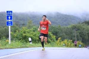 BIB: 7000, 1535
                            <button type="button" onclick="openModal(5604983)" class="btn btn-primary btn-sm float-right btn-popup" data-toggle="modal" data-target=".modal-high-quality">
                        <i class="fas fa-shopping-cart"></i> Add to Cart
                    </button>
                                            <button type="button" onclick="isThisMe(5604983, true)" class="btn btn-success btn-sm float-right btn-popup btn-isme hidden" data-toggle="tooltip" data-placement="bottom" title="นี่คือรูปของคุณใช่ไหม คลิกที่นี่เพื่อเอาเข้าอัลบั้ม">
                        <i class="fas fa-plus"></i> Add to album
                    </button>
                    <button type="button" onclick="isThisMe(5604983, false)" class="btn btn-warning btn-sm float-right btn-popup btn-isnotme hidden">
                        <i class="fas fa-ban"></i> Remove from album
                    </button>