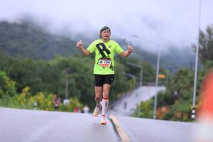 BIB: 1244
                            <button type="button" onclick="openModal(5608297)" class="btn btn-primary btn-sm float-right btn-popup" data-toggle="modal" data-target=".modal-high-quality">
                        <i class="fas fa-shopping-cart"></i> Add to Cart
                    </button>
                                            <button type="button" onclick="isThisMe(5608297, true)" class="btn btn-success btn-sm float-right btn-popup btn-isme hidden" data-toggle="tooltip" data-placement="bottom" title="นี่คือรูปของคุณใช่ไหม คลิกที่นี่เพื่อเอาเข้าอัลบั้ม">
                        <i class="fas fa-plus"></i> Add to album
                    </button>
                    <button type="button" onclick="isThisMe(5608297, false)" class="btn btn-warning btn-sm float-right btn-popup btn-isnotme hidden">
                        <i class="fas fa-ban"></i> Remove from album
                    </button>