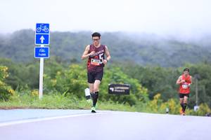 BIB: 700, 1274
                            <button type="button" onclick="openModal(5607111)" class="btn btn-primary btn-sm float-right btn-popup" data-toggle="modal" data-target=".modal-high-quality">
                        <i class="fas fa-shopping-cart"></i> Add to Cart
                    </button>
                                            <button type="button" onclick="isThisMe(5607111, true)" class="btn btn-success btn-sm float-right btn-popup btn-isme hidden" data-toggle="tooltip" data-placement="bottom" title="นี่คือรูปของคุณใช่ไหม คลิกที่นี่เพื่อเอาเข้าอัลบั้ม">
                        <i class="fas fa-plus"></i> Add to album
                    </button>
                    <button type="button" onclick="isThisMe(5607111, false)" class="btn btn-warning btn-sm float-right btn-popup btn-isnotme hidden">
                        <i class="fas fa-ban"></i> Remove from album
                    </button>