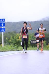 BIB: 7000, 3215
                            <button type="button" onclick="openModal(5633881)" class="btn btn-primary btn-sm float-right btn-popup" data-toggle="modal" data-target=".modal-high-quality">
                        <i class="fas fa-shopping-cart"></i> Add to Cart
                    </button>
                                            <button type="button" onclick="isThisMe(5633881, true)" class="btn btn-success btn-sm float-right btn-popup btn-isme hidden" data-toggle="tooltip" data-placement="bottom" title="นี่คือรูปของคุณใช่ไหม คลิกที่นี่เพื่อเอาเข้าอัลบั้ม">
                        <i class="fas fa-plus"></i> Add to album
                    </button>
                    <button type="button" onclick="isThisMe(5633881, false)" class="btn btn-warning btn-sm float-right btn-popup btn-isnotme hidden">
                        <i class="fas fa-ban"></i> Remove from album
                    </button>