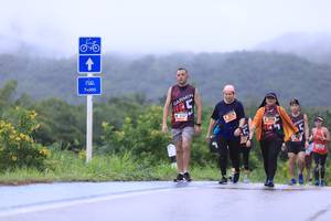 BIB: 7000, 437, 358
                            <button type="button" onclick="openModal(5641390)" class="btn btn-primary btn-sm float-right btn-popup" data-toggle="modal" data-target=".modal-high-quality">
                        <i class="fas fa-shopping-cart"></i> Add to Cart
                    </button>
                                            <button type="button" onclick="isThisMe(5641390, true)" class="btn btn-success btn-sm float-right btn-popup btn-isme hidden" data-toggle="tooltip" data-placement="bottom" title="นี่คือรูปของคุณใช่ไหม คลิกที่นี่เพื่อเอาเข้าอัลบั้ม">
                        <i class="fas fa-plus"></i> Add to album
                    </button>
                    <button type="button" onclick="isThisMe(5641390, false)" class="btn btn-warning btn-sm float-right btn-popup btn-isnotme hidden">
                        <i class="fas fa-ban"></i> Remove from album
                    </button>