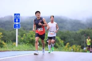 BIB: 1643, 1729
                            <button type="button" onclick="openModal(5606458)" class="btn btn-primary btn-sm float-right btn-popup" data-toggle="modal" data-target=".modal-high-quality">
                        <i class="fas fa-shopping-cart"></i> Add to Cart
                    </button>
                                            <button type="button" onclick="isThisMe(5606458, true)" class="btn btn-success btn-sm float-right btn-popup btn-isme hidden" data-toggle="tooltip" data-placement="bottom" title="นี่คือรูปของคุณใช่ไหม คลิกที่นี่เพื่อเอาเข้าอัลบั้ม">
                        <i class="fas fa-plus"></i> Add to album
                    </button>
                    <button type="button" onclick="isThisMe(5606458, false)" class="btn btn-warning btn-sm float-right btn-popup btn-isnotme hidden">
                        <i class="fas fa-ban"></i> Remove from album
                    </button>