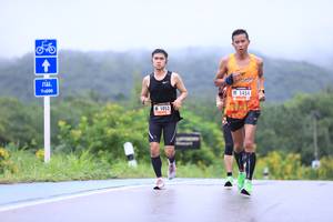 BIB: 7000, 1454, 1053
                            <button type="button" onclick="openModal(5604765)" class="btn btn-primary btn-sm float-right btn-popup" data-toggle="modal" data-target=".modal-high-quality">
                        <i class="fas fa-shopping-cart"></i> Add to Cart
                    </button>
                                            <button type="button" onclick="isThisMe(5604765, true)" class="btn btn-success btn-sm float-right btn-popup btn-isme hidden" data-toggle="tooltip" data-placement="bottom" title="นี่คือรูปของคุณใช่ไหม คลิกที่นี่เพื่อเอาเข้าอัลบั้ม">
                        <i class="fas fa-plus"></i> Add to album
                    </button>
                    <button type="button" onclick="isThisMe(5604765, false)" class="btn btn-warning btn-sm float-right btn-popup btn-isnotme hidden">
                        <i class="fas fa-ban"></i> Remove from album
                    </button>