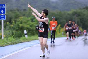 BIB: 5061
                            <button type="button" onclick="openModal(5644373)" class="btn btn-primary btn-sm float-right btn-popup" data-toggle="modal" data-target=".modal-high-quality">
                        <i class="fas fa-shopping-cart"></i> Add to Cart
                    </button>
                                            <button type="button" onclick="isThisMe(5644373, true)" class="btn btn-success btn-sm float-right btn-popup btn-isme hidden" data-toggle="tooltip" data-placement="bottom" title="นี่คือรูปของคุณใช่ไหม คลิกที่นี่เพื่อเอาเข้าอัลบั้ม">
                        <i class="fas fa-plus"></i> Add to album
                    </button>
                    <button type="button" onclick="isThisMe(5644373, false)" class="btn btn-warning btn-sm float-right btn-popup btn-isnotme hidden">
                        <i class="fas fa-ban"></i> Remove from album
                    </button>